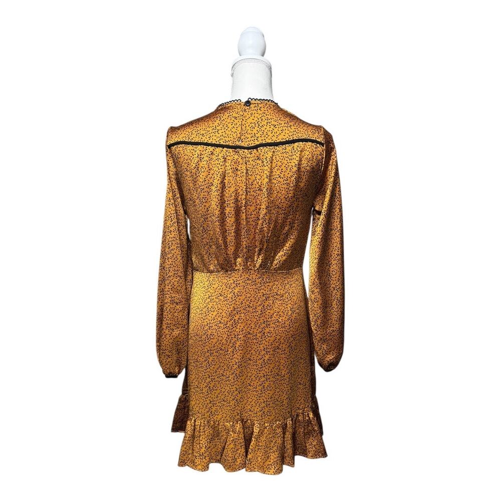 Molly Bracken Long Sleeve Gold and Black Dress - NWOT - Size XS - Picture 4 of 8